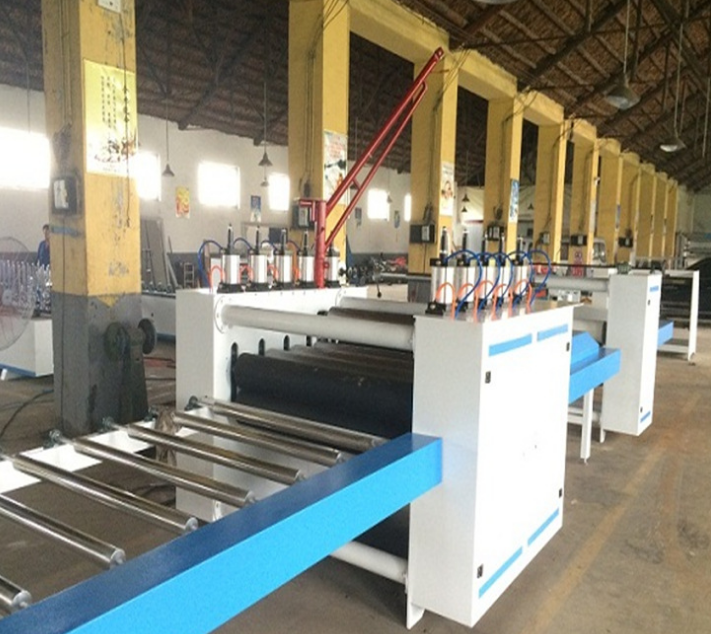 蜂窩機械價格 蜂窩機械價格  蜂窩紙箱制作機械 蜂窩紙托盤機械設備 蜂窩紙箱的生產(chǎn)機械 半自動蜂窩紙芯機械