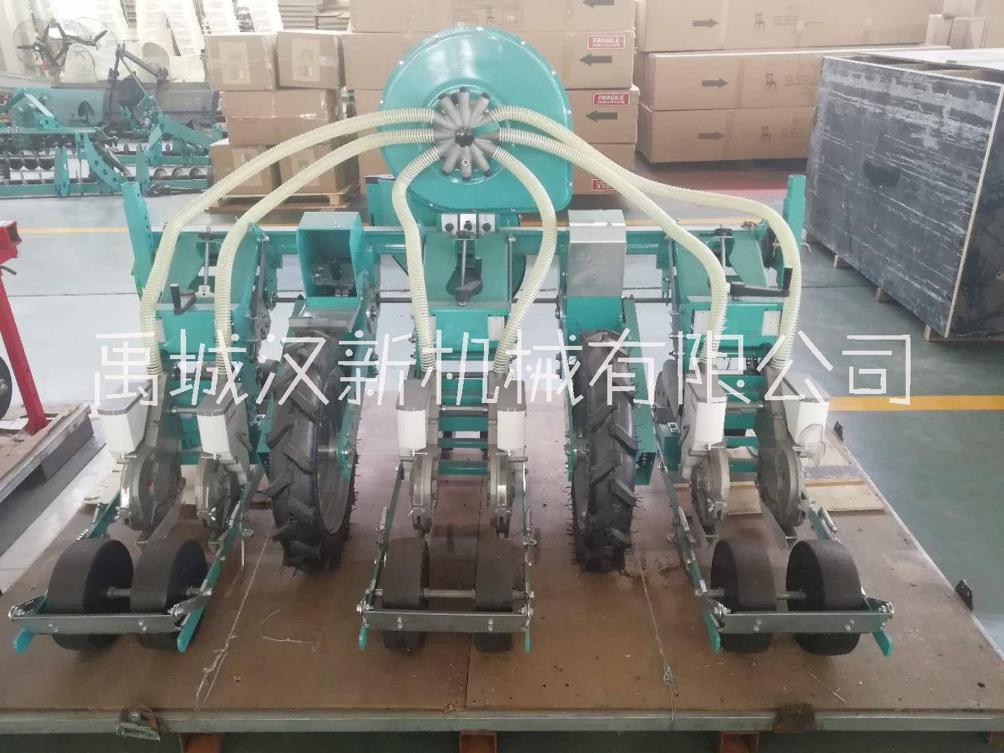 手扶氣吸自走式播種機 拖拉機牽引式氣吸式播種機 蔬菜播種機 蔬菜精量播種機