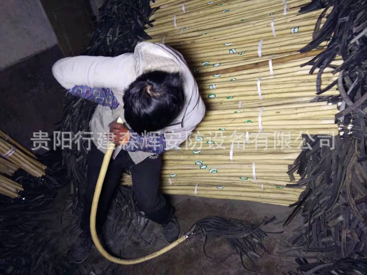重慶  選貴陽優(yōu)質 森林滅火二號工具 消防滅火打火把、打火把、撲火把  可彎曲打火把 規(guī)格定制13618510328