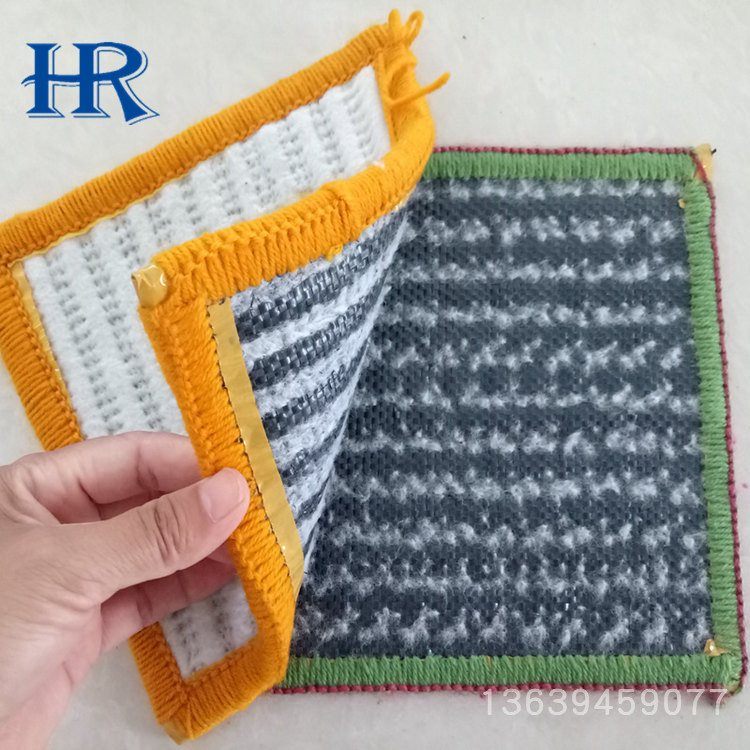 垃圾填埋場(chǎng)防滲覆膜膨潤(rùn)土防水毯