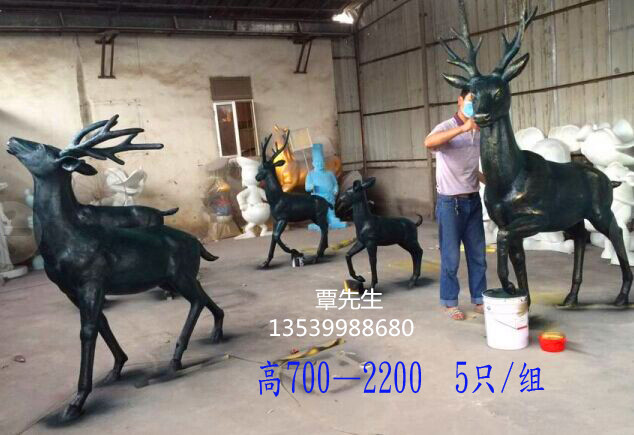 公園綠化玻璃鋼景觀鹿擺件|玻璃鋼仿真鹿|樹脂藝術(shù)彩繪鹿雕塑