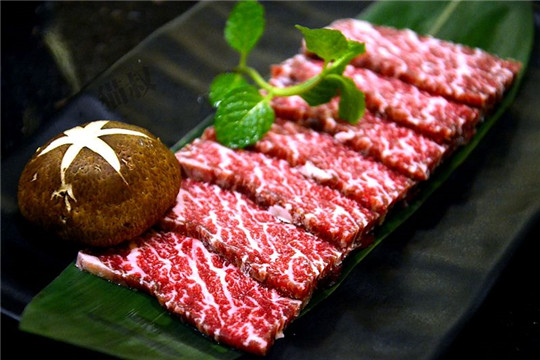 乾草和牛日式料理連鎖加盟優(yōu)勢(shì)有哪些 日式烤肉店投資費(fèi)用是多少