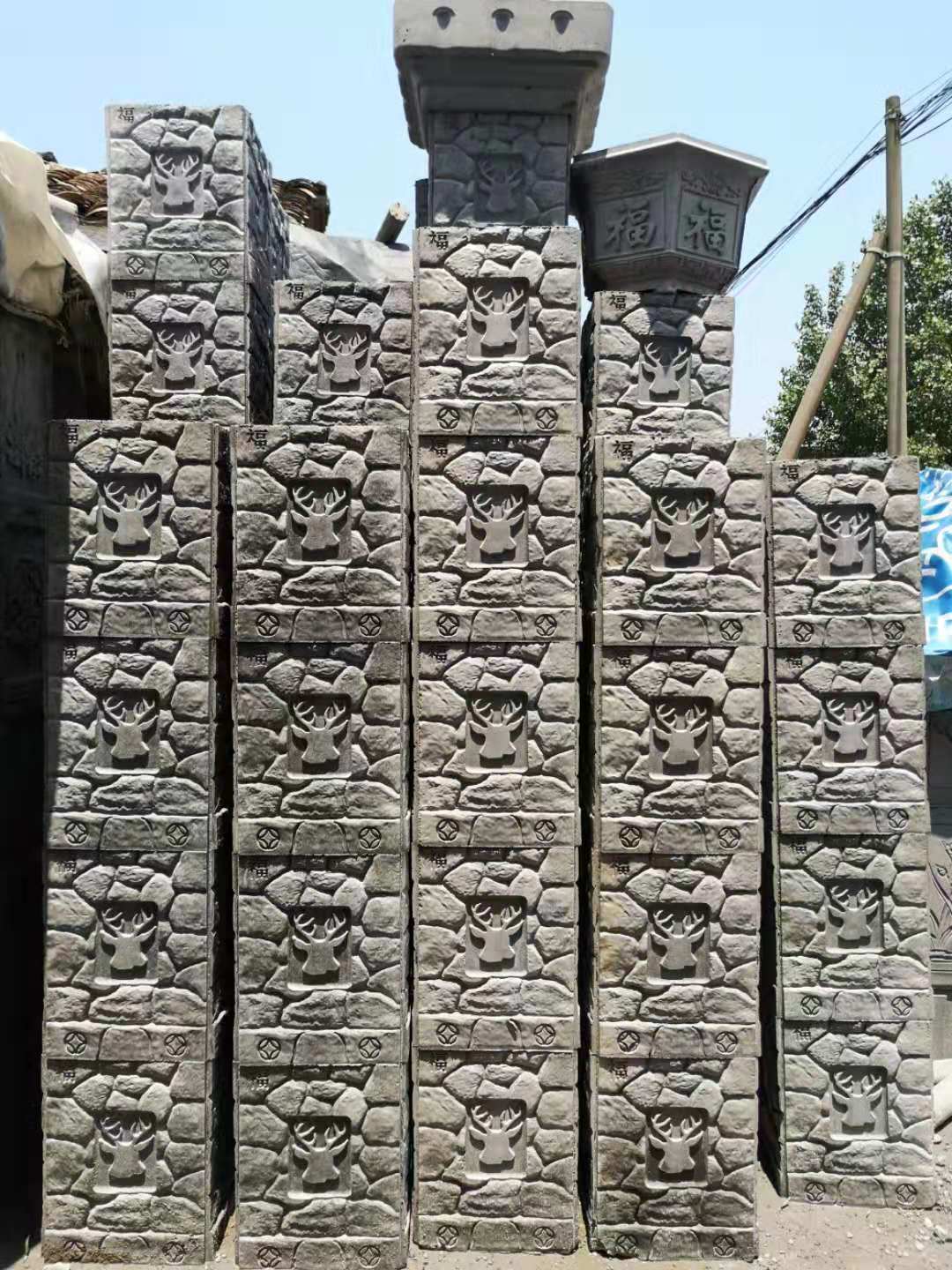 供應(yīng)南康水泥葫蘆模具電話，南康水泥護欄花瓶柱批發(fā)商