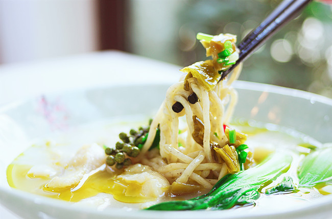 椒小漁面酸菜魚面加盟_條件_費用_電話