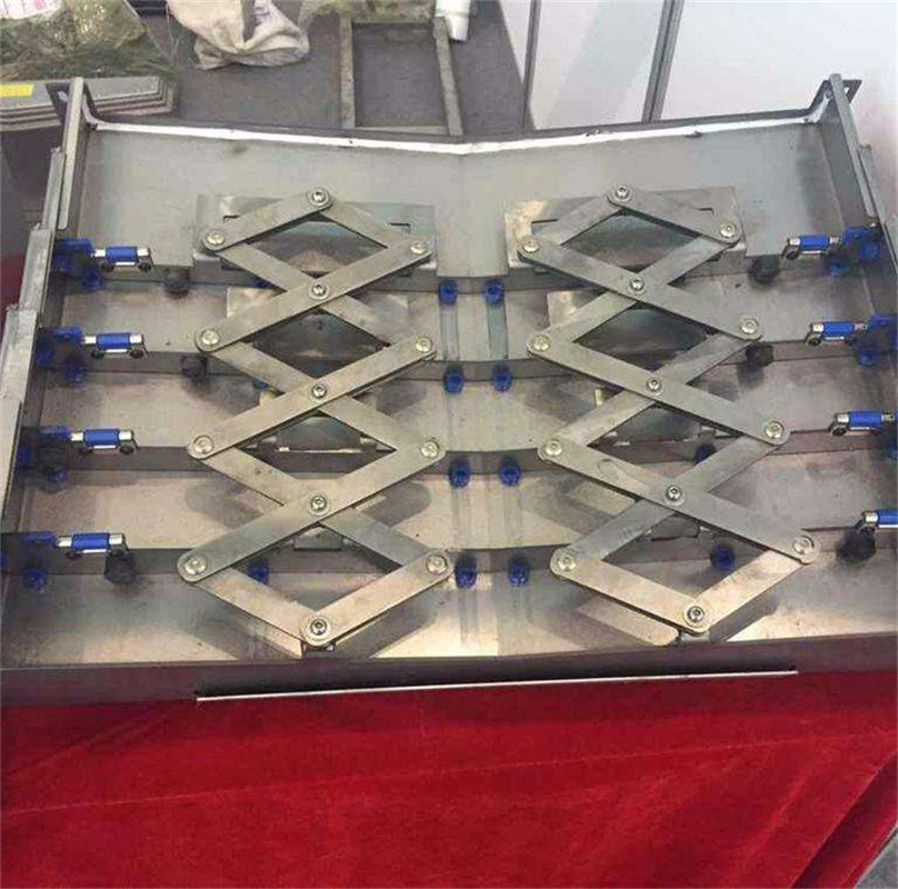 桂北機器數(shù)控刨臺鏜床防護(hù)罩滄州飛盛順生產(chǎn)