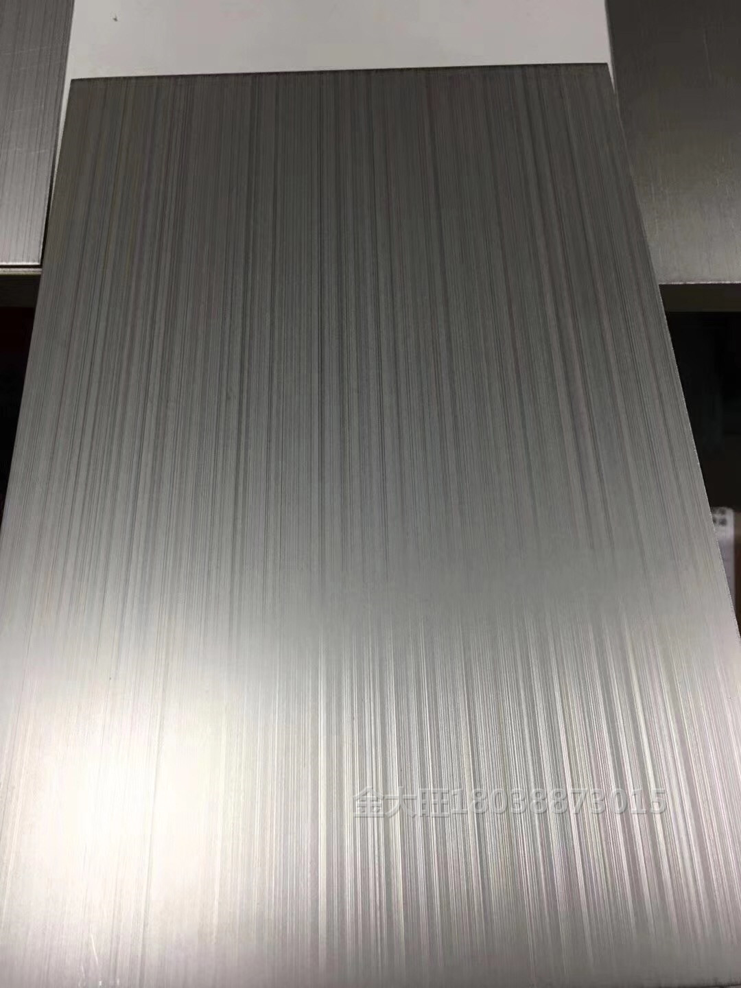 江門(mén)不銹鋼磨砂油磨拉絲雪花砂