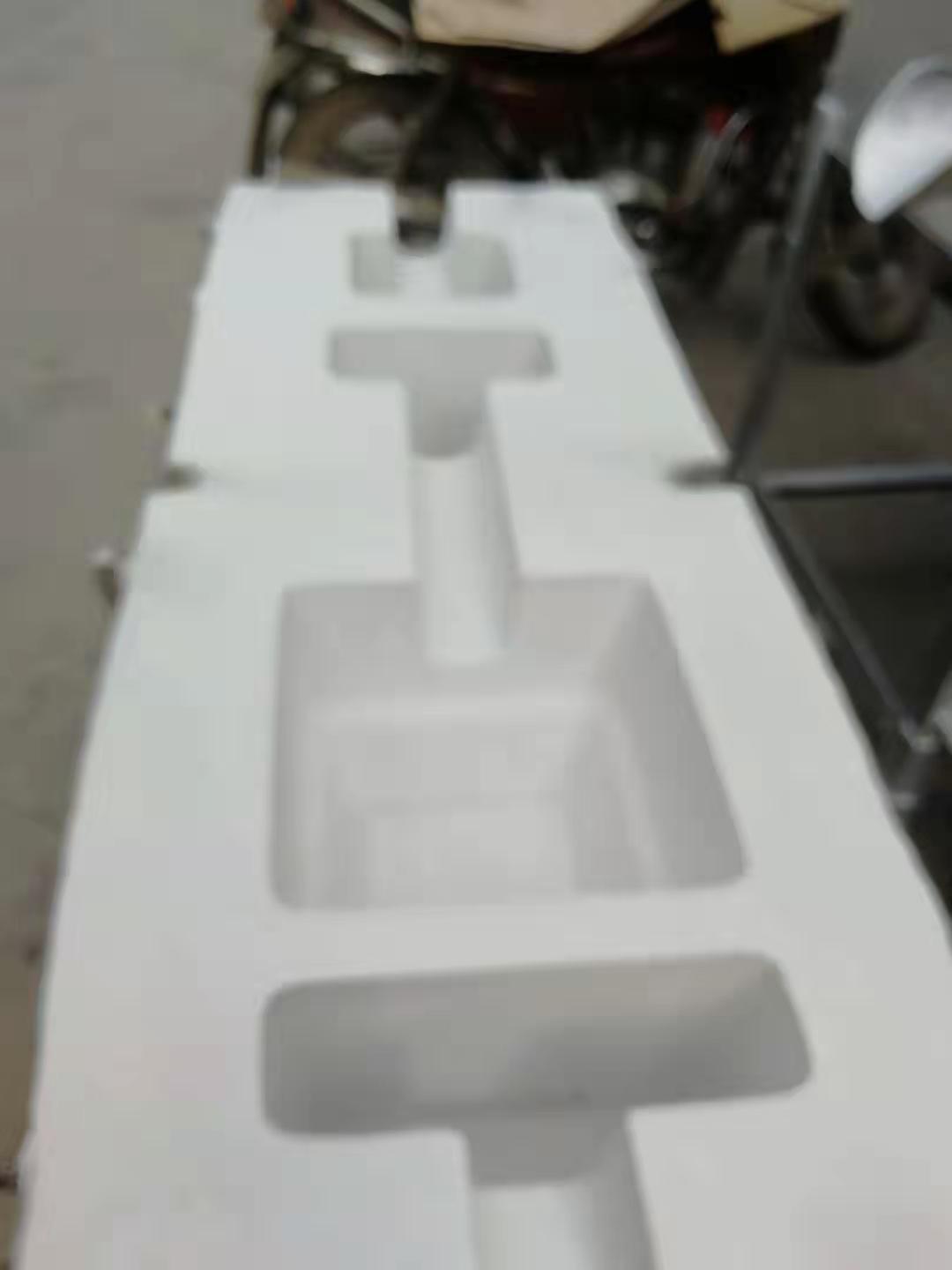 石墨轉(zhuǎn)子石墨堵頭石墨坩堝除氣箱過