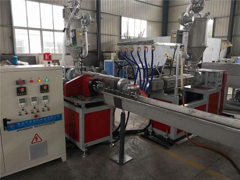 PVC纏繞管生產(chǎn)線設(shè)備