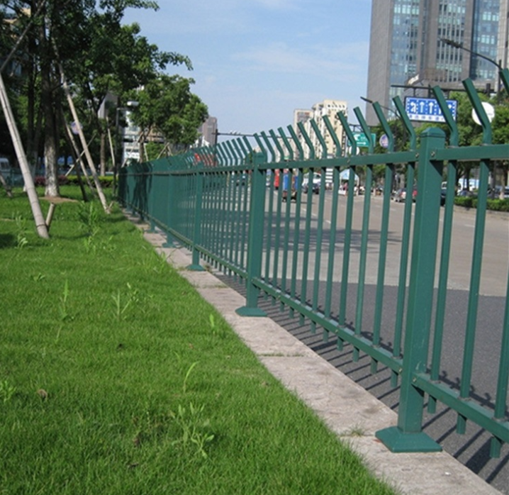 鍍鋅草坪圍欄小區(qū)花壇鋅鋼護(hù)欄鋅鋼花壇柵欄市政園林護(hù)欄可定制