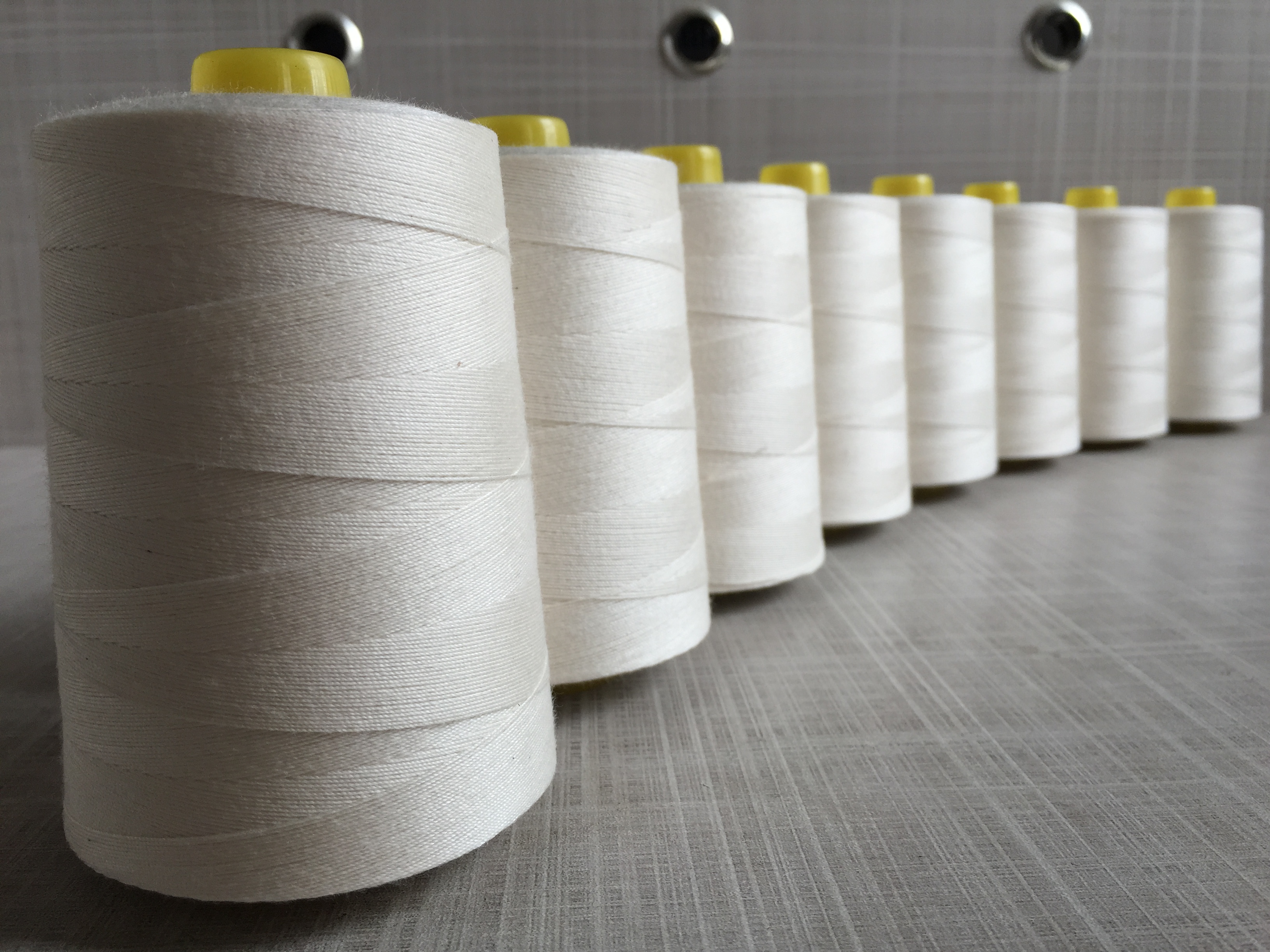 生產(chǎn)廠家供應(yīng)：裝訂鎖線、書(shū)本印刷鎖線、優(yōu)質(zhì)高速鎖線、燙線