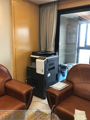 數(shù)碼瓷像設(shè)備，磁板遺像設(shè)備哪便宜  ，磁像設(shè)備哪便宜   ，磁相片設(shè)備哪便宜