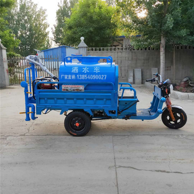 五征三輪霧炮灑水車供應(yīng)商報價多少山東灑水車供應(yīng)商報價廠家/ 灑水車供應(yīng)商直銷價格