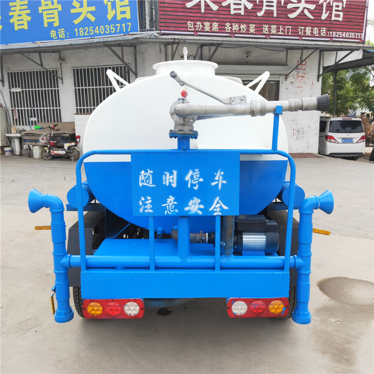 山東電動(dòng)四輪灑水車供應(yīng)商報(bào)價(jià)多少山東灑水車供應(yīng)商報(bào)價(jià)廠家/ 灑水車供應(yīng)商直銷價(jià)格