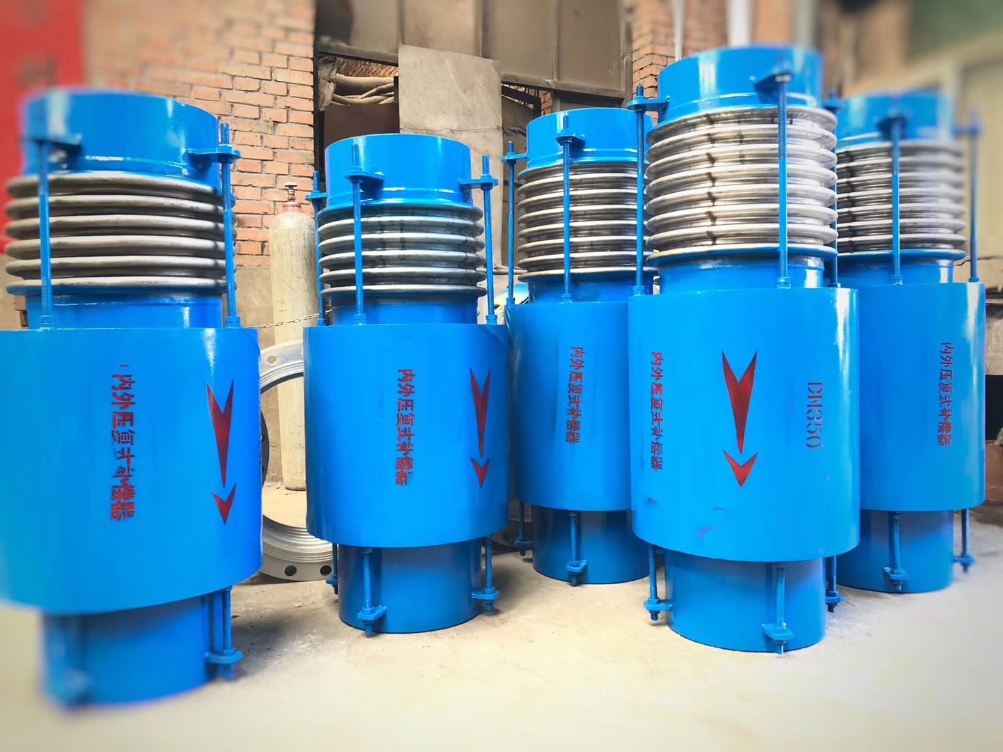 WY型直埋式補償器單向雙向套筒熱力管道無推力蒸汽補償無約束