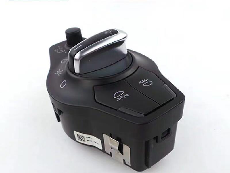 奧迪A4L原廠自動(dòng)大燈自動(dòng)雨刷