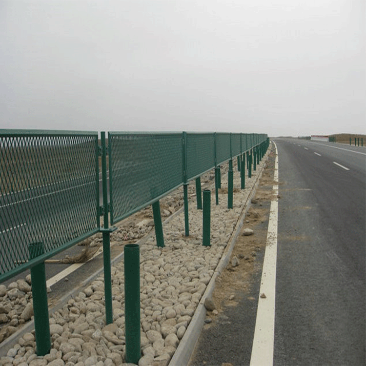 河南申濟(jì)廠家防眩網(wǎng)防爬框架/高速防護(hù)網(wǎng)可定制