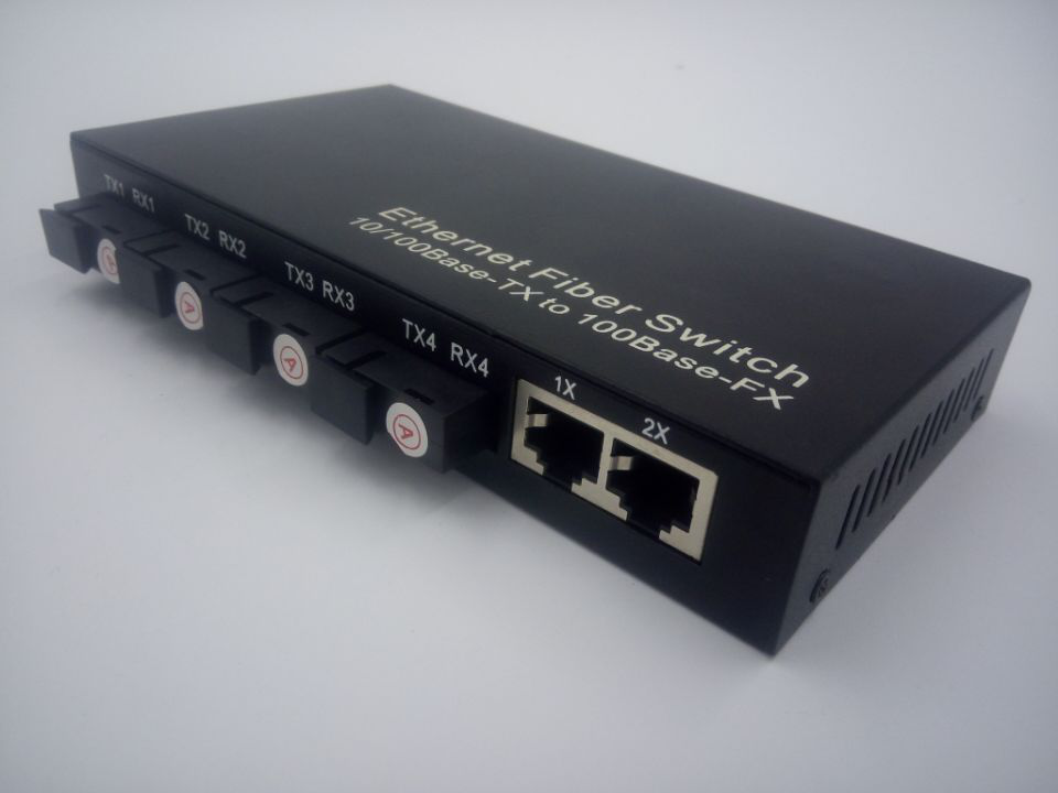 百兆4光2電收發(fā)器