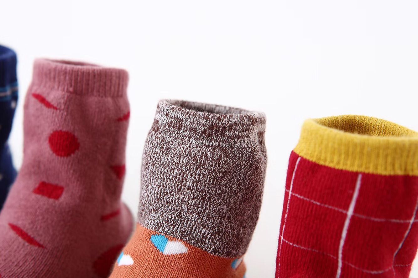 廠家直銷2019新款抗震不變形寶寶*地板襪 寶寶地板襪