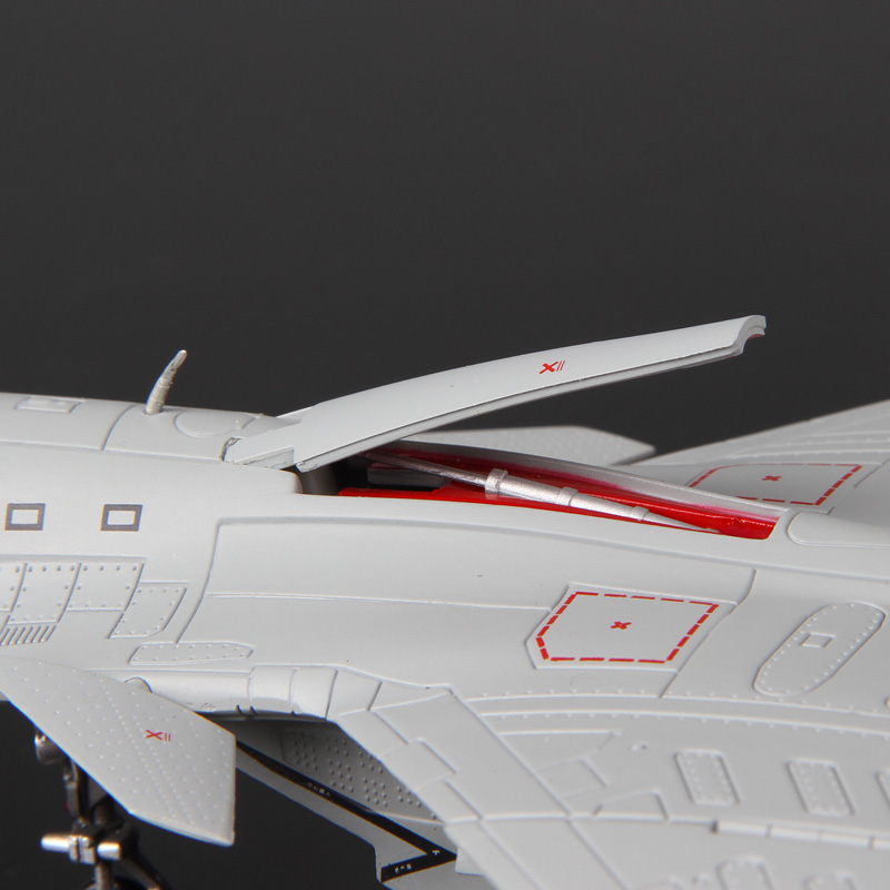 航母艦載機模型 合金閱兵軍事模型 金屬1:72殲15飛機模型