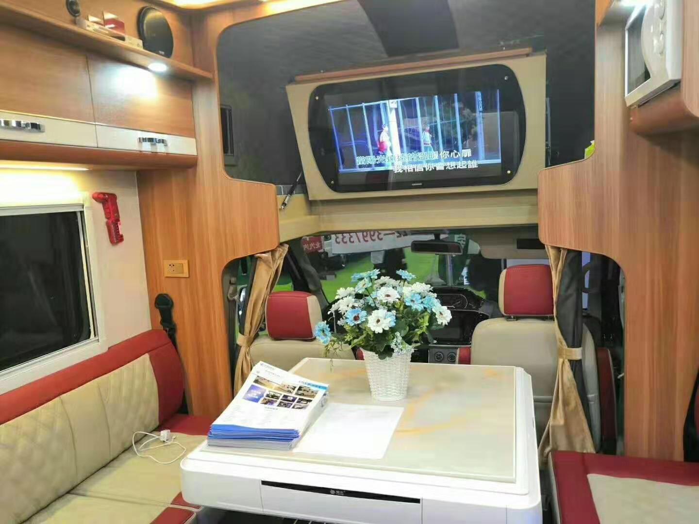 自動擋、高性價比---大通C房車