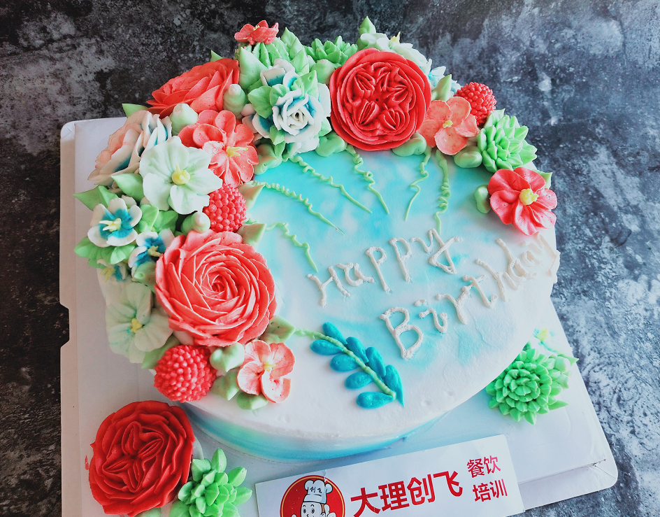 西點(diǎn)培訓(xùn)班學(xué)習(xí)蛋糕到哪里好大理創(chuàng)飛