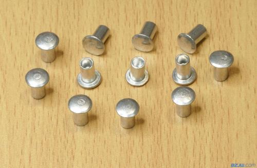 深圳平頭鉚釘廠_優(yōu)質(zhì)鉚釘價格_廠家電話