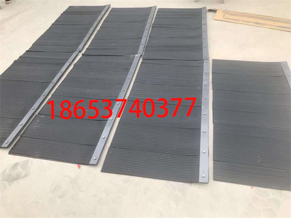 燃橡膠耐高溫?fù)鯄m簾  導(dǎo)料槽擋塵簾  環(huán)保擋塵簾