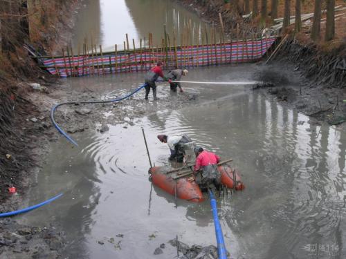 南京管道疏通公司承接 箱涵清淤河床清淤工程 清理沉淀池 抽泥漿車電話