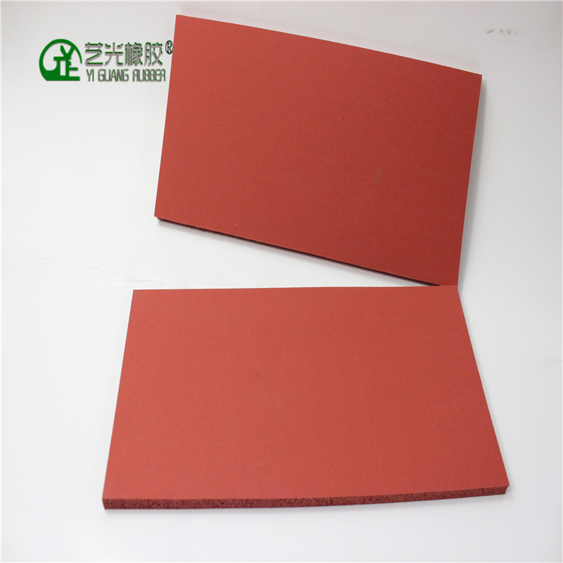 高溫發(fā)泡橡膠板紅色黑色燙畫(huà)機(jī)墊片 硅膠發(fā)泡片材