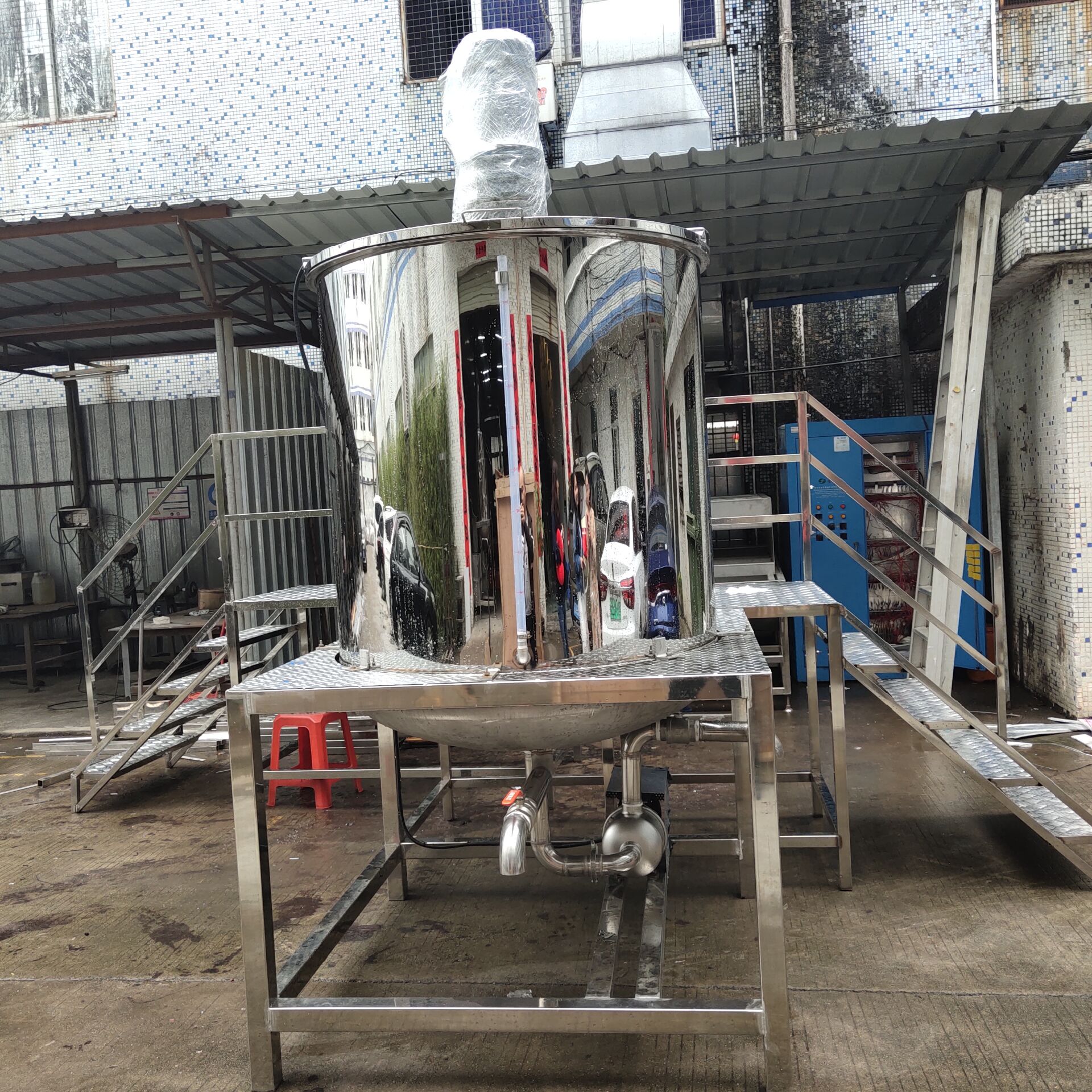 深圳廠家直銷不銹鋼電加熱攪拌罐 紋繡液攪拌機(jī) 洗發(fā)水?dāng)嚢柰霸O(shè)備 洗衣液洗發(fā)水?dāng)嚢铏C(jī)