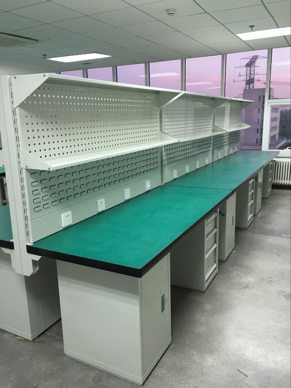 北京鉗工臺 防靜電工作臺 維修臺 打包臺 操作臺
