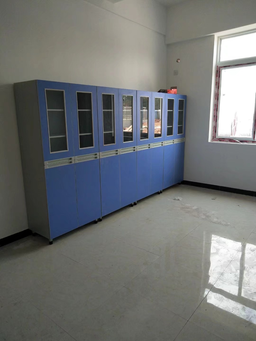 四川成都生物實驗室家具 實驗臺 通風(fēng)柜 價格 咨詢 圖紙設(shè)計