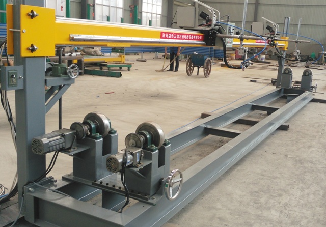 供應(yīng)不銹鋼造紙輥?zhàn)詣?dòng)焊機(jī)、壓輥?zhàn)詣?dòng)焊機(jī)、環(huán)縫自動(dòng)焊機(jī)