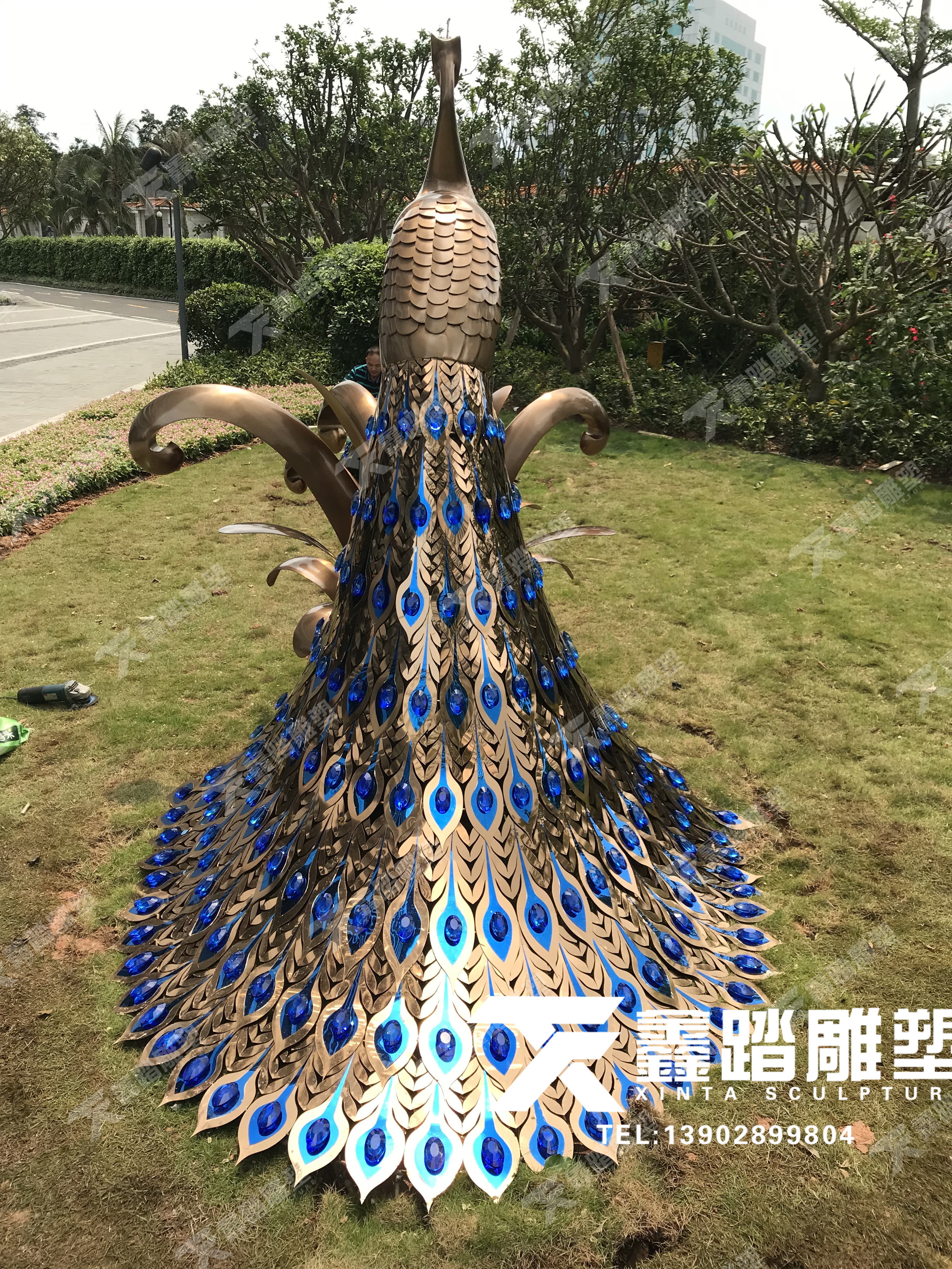 公園草地不銹鋼景觀藍(lán)寶石*雕塑 園林景觀不銹鋼*雕塑