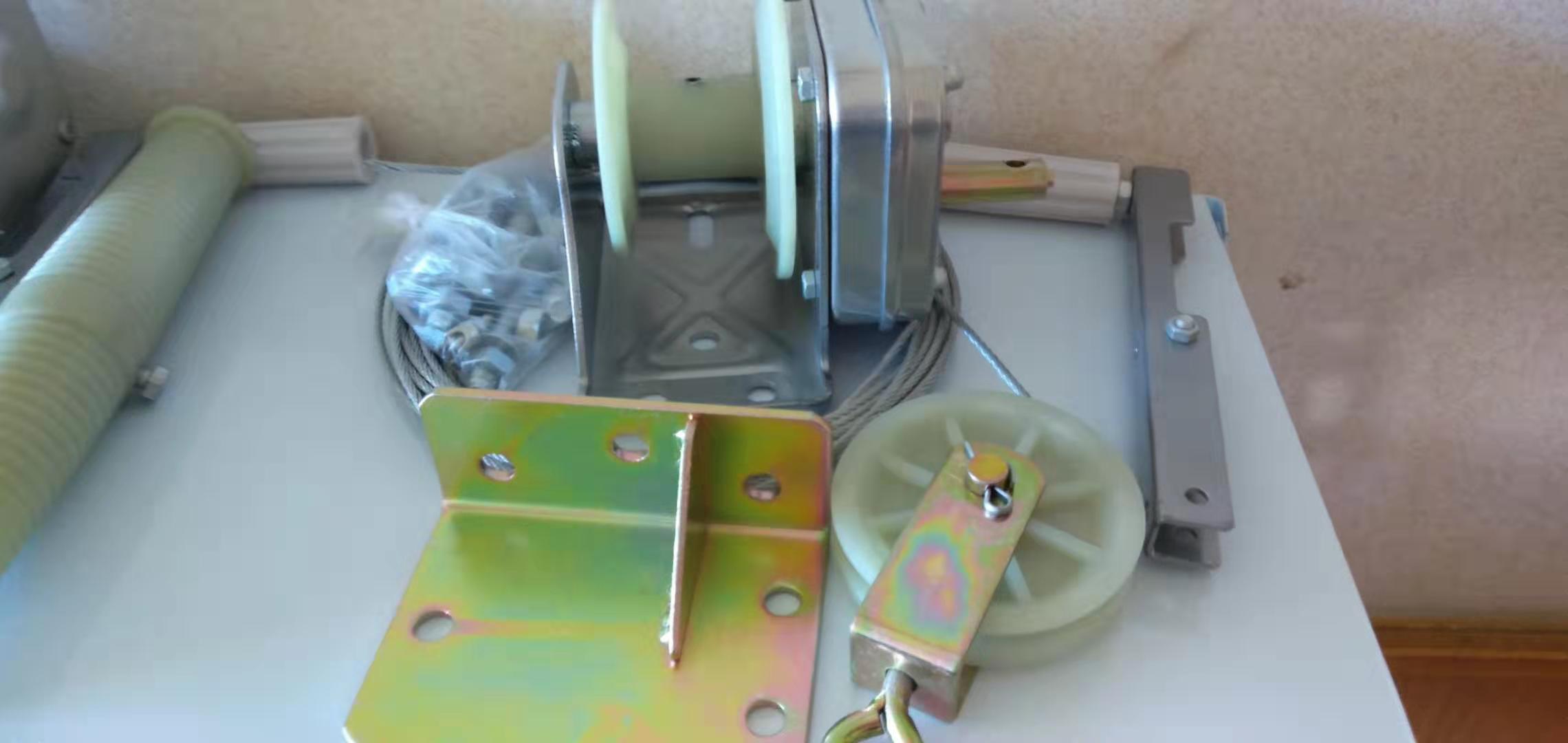 溫室大棚卷膜器,豬舍卷簾器