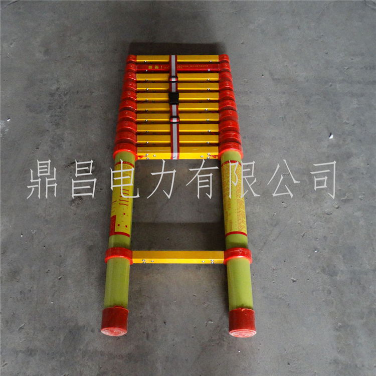 廠(chǎng)家絕緣梯/魚(yú)竿伸縮梯/人字梯/單梯魚(yú)竿絕緣伸縮梯 玻璃鋼伸縮梯 電工檢修魚(yú)竿伸縮梯電力施工絕緣梯 高壓絕緣梯電工梯