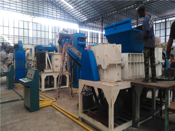 綠捷環(huán)保 空調(diào)散熱器拆解設(shè)備銅鋁水箱分離破碎機