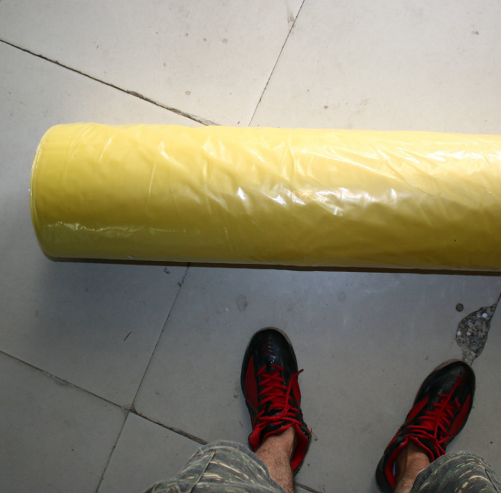 黃色PE防銹膜 定制VCI氣相防銹塑料膜 強伸拉工業(yè)機械用防銹薄膜