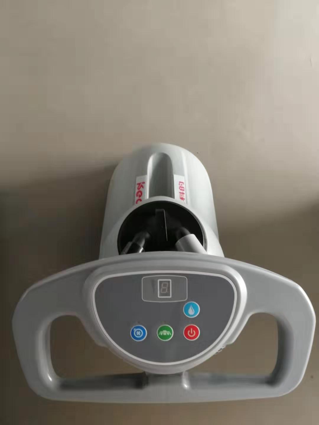 科的手推式洗地機(jī)