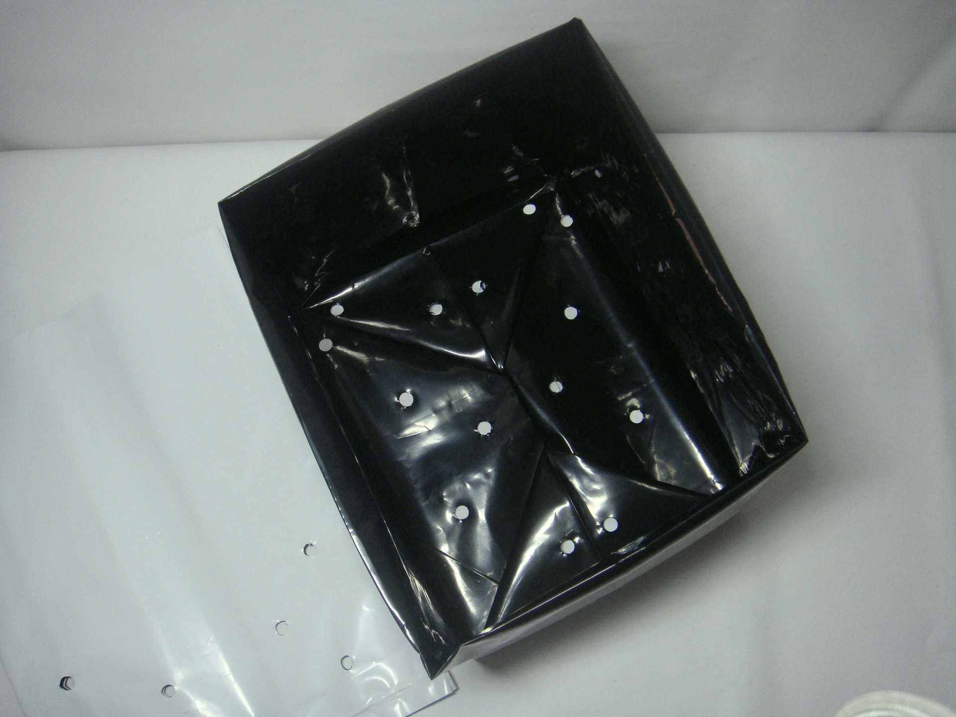 育苗袋 美植袋 環(huán)保美植袋 塑料美植袋 塑料袋 樹苗美植袋