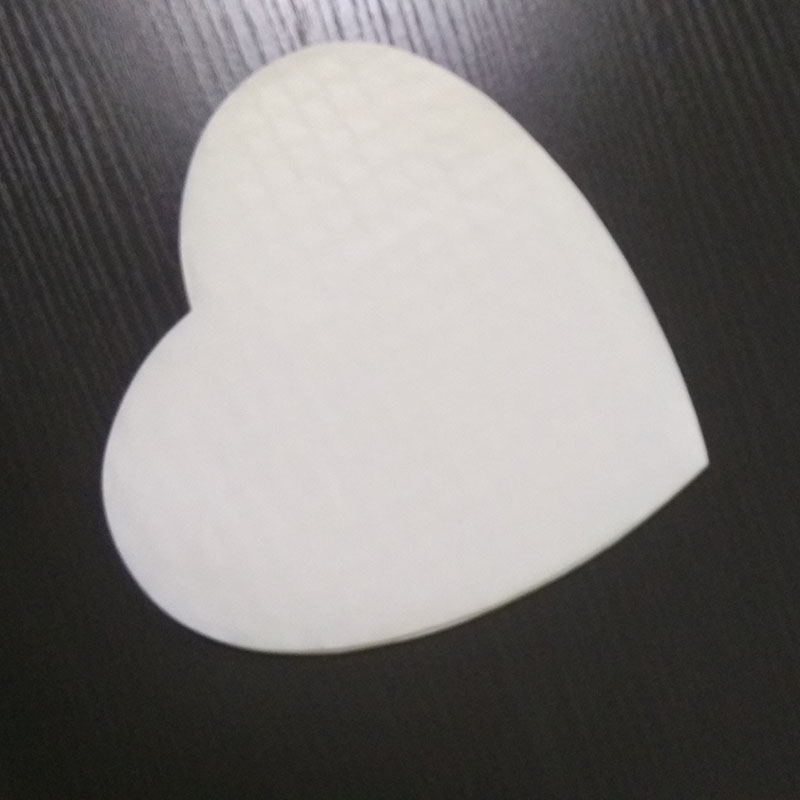 心形紙墊 蜂窩紙墊 巧克力紙墊 定制規(guī)格 心形紙墊緩沖墊 心形紙墊緩沖墊防震墊 防震紙墊