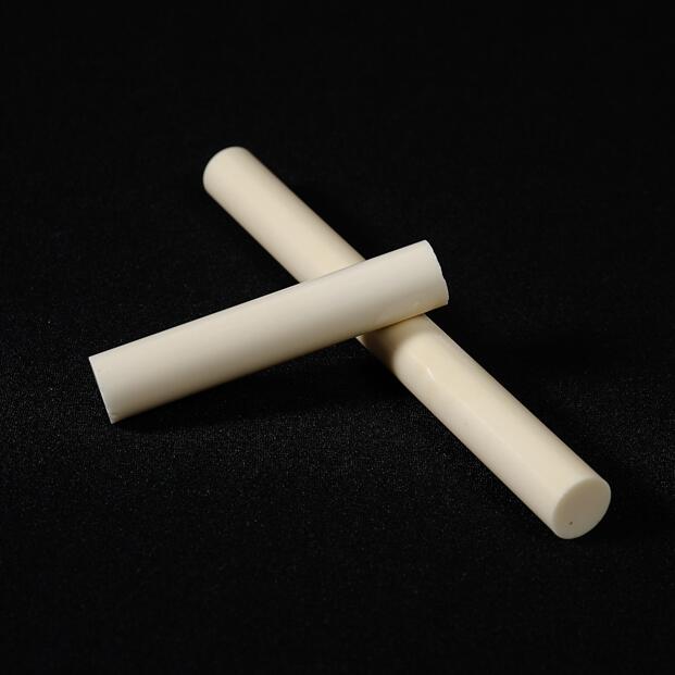氧化鋁陶瓷軸/專業(yè)非標陶瓷件定制