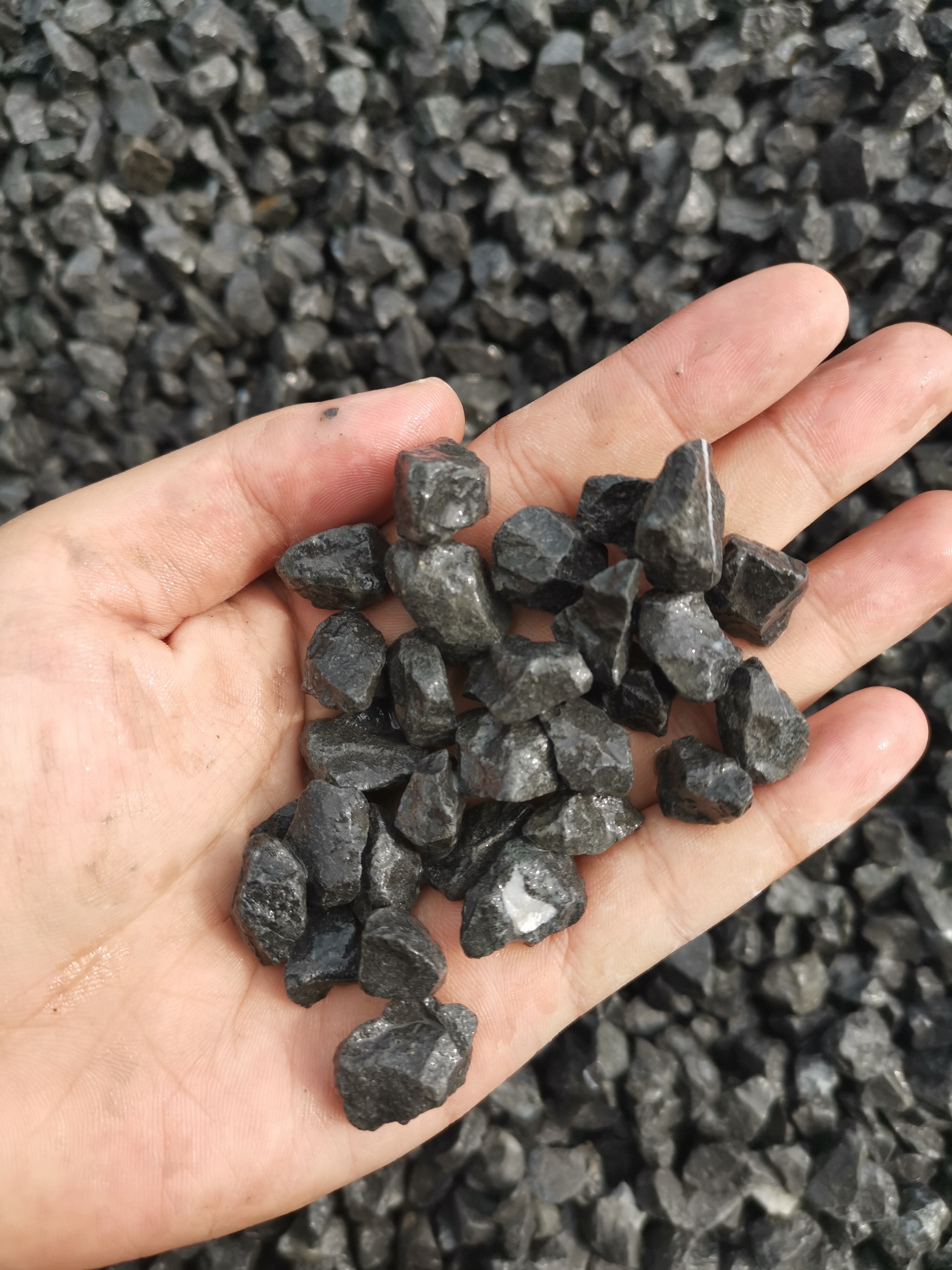 江玄武巖高料 玄武巖碎石纖維石子10-15MM