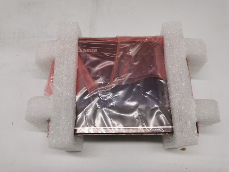 原裝全新臺達(dá)觸摸屏DOP-110CS 人機(jī)界面廠家直銷包郵*