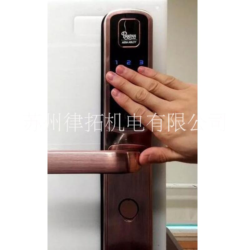 蘇州非標(biāo)自動化機器設(shè)備電子鎖芯測試機智能電子鎖壽命檢測機