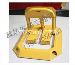 供應(yīng)手動(dòng)八角車(chē)位鎖抗碾壓地鎖 濰坊手動(dòng)八角車(chē)位鎖抗碾壓地鎖