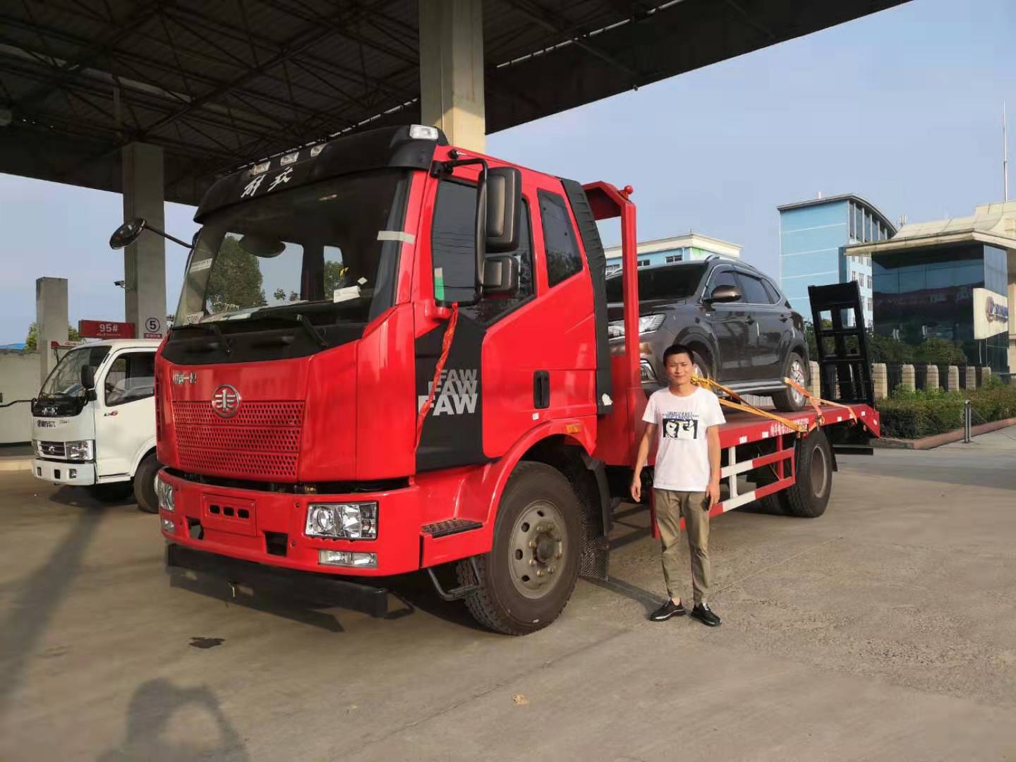 拖車平板車廠家，廠家直銷可分期*