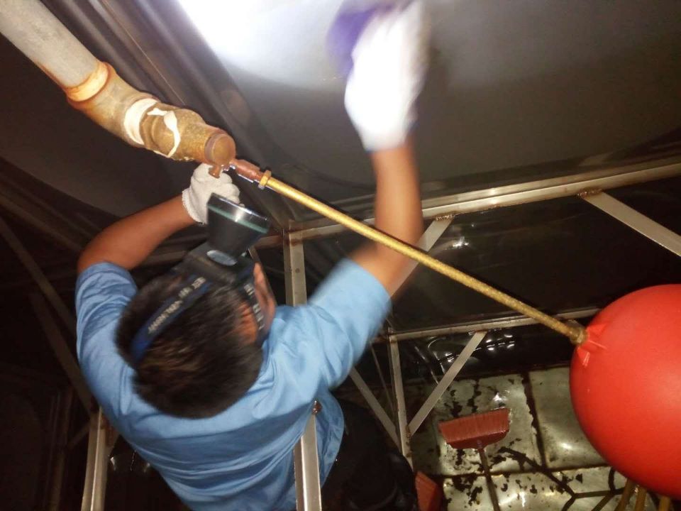 珠海市金灣區(qū)紅旗鎮(zhèn)水池清洗消毒水塔清潔青*綠藻洗水箱公司