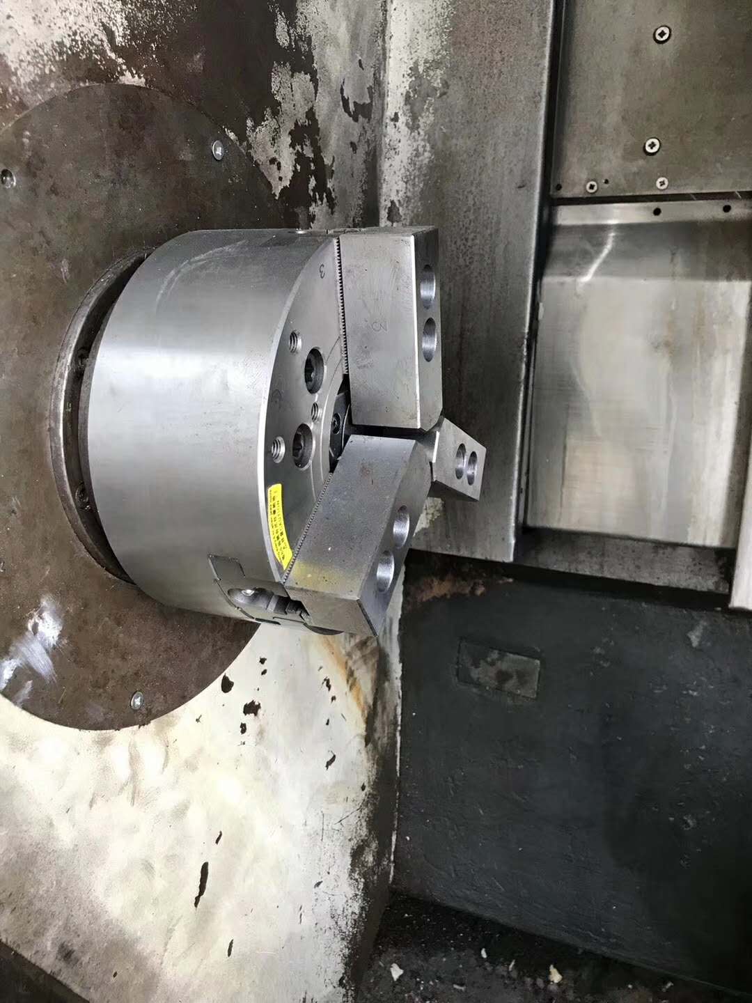 沈陽精益3250數(shù)控斜車，價格便宜，需要的抓緊聯(lián)系！