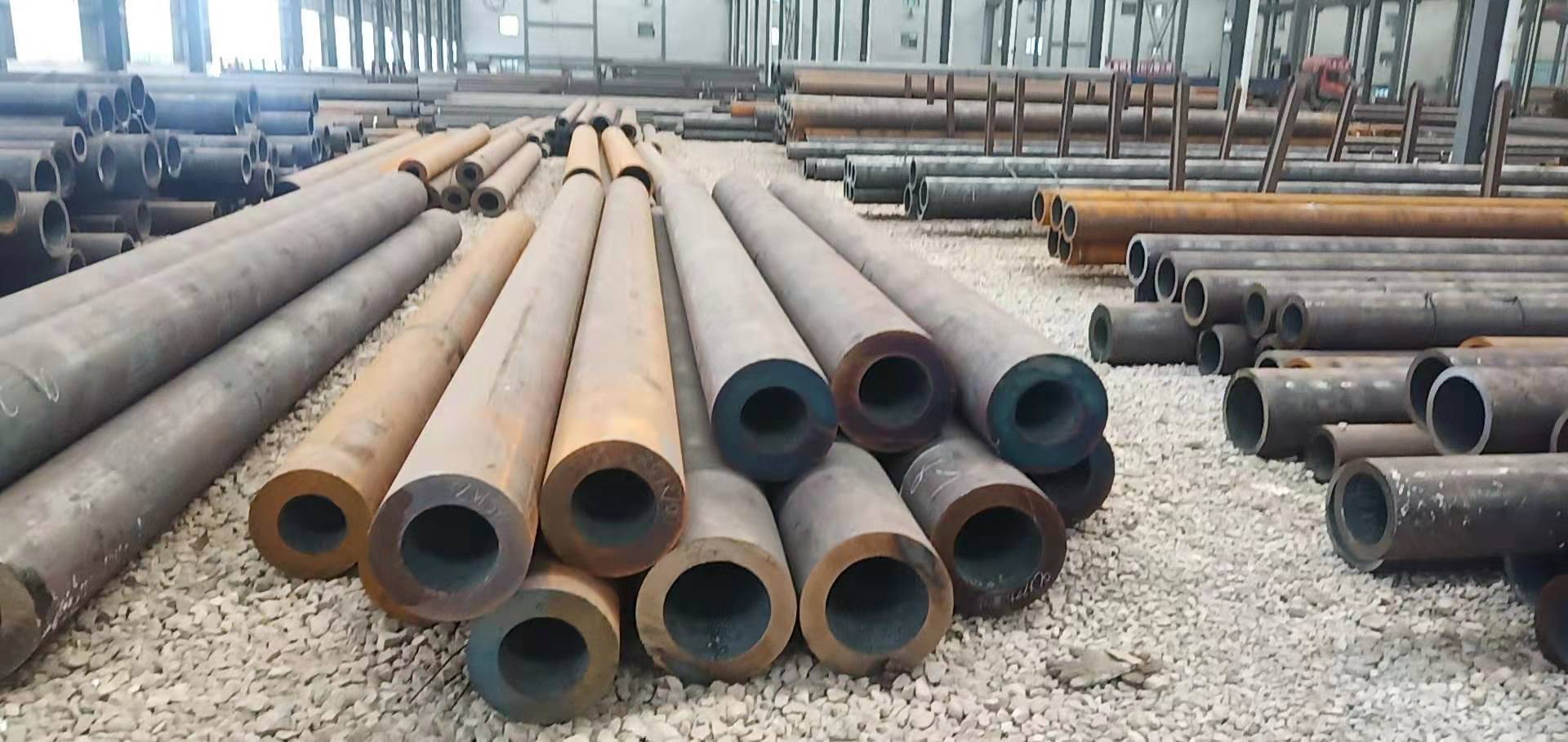 隧道用無(wú)縫鋼管 無(wú)縫鋼管是如何應(yīng)用于隧道中的 山東鑫通惠提供優(yōu)質(zhì)無(wú)縫鋼管鋼材